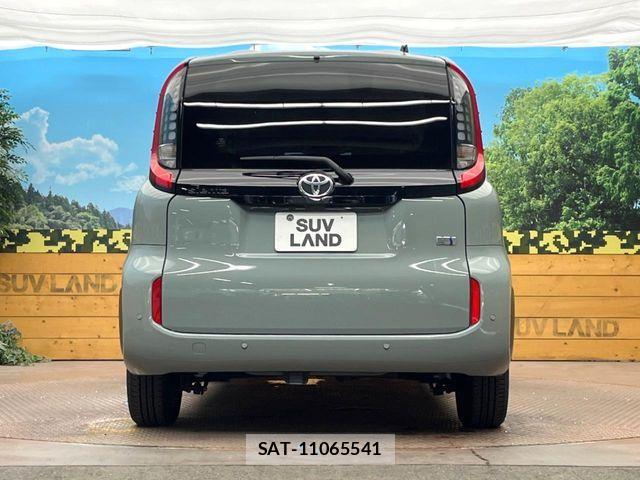 Toyota SIENTA 2022-12 8882161-15