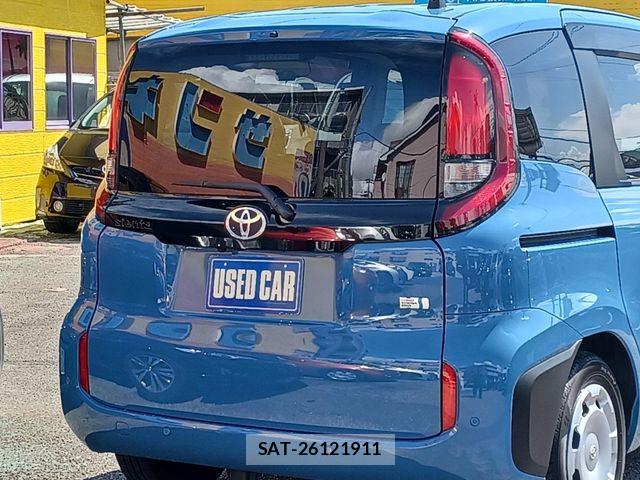 Toyota SIENTA 2023-04 8882165-11