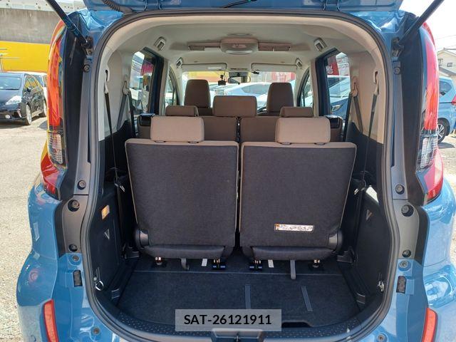 Toyota SIENTA 2023-04 8882165-18