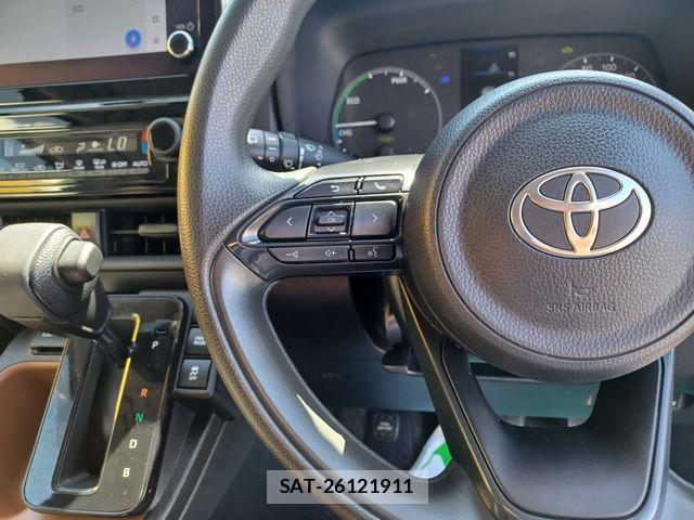 Toyota SIENTA 2023-04 8882165-24