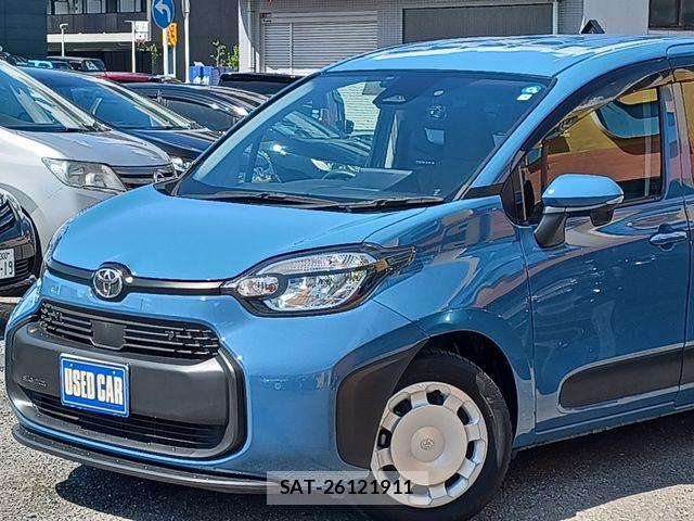 Toyota SIENTA 2023-04 8882165-6
