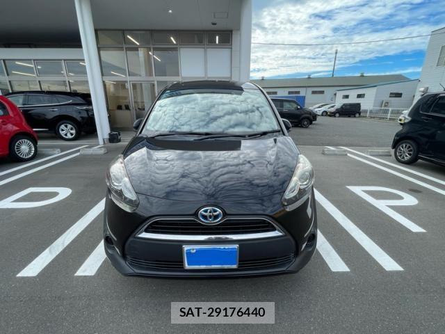 Toyota SIENTA 2015-12 8882187-0