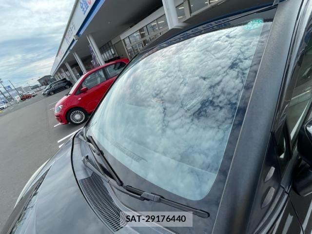 Toyota SIENTA 2015-12 8882187-10