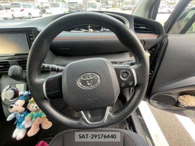 Toyota SIENTA 2015-12 8882187-14