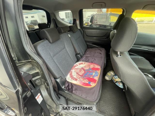 Toyota SIENTA 2015-12 8882187-16