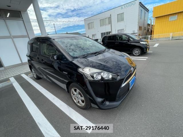 Toyota SIENTA 2015-12 8882187-1