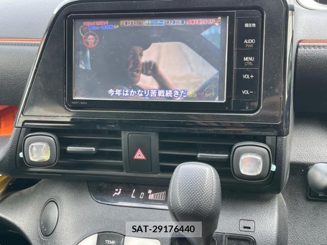 Toyota SIENTA 2015-12 8882187-22