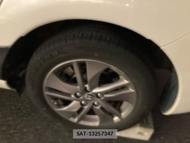 Toyota SIENTA 2019-02 8882182-6
