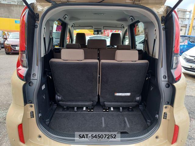 Toyota SIENTA 2024-12 8882164-19