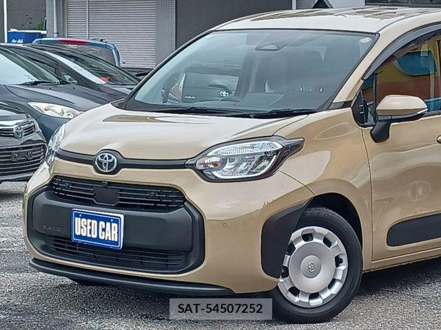 Toyota SIENTA 2024-12 8882164-6