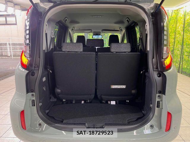 Toyota SIENTA 2023-11 8882162-11