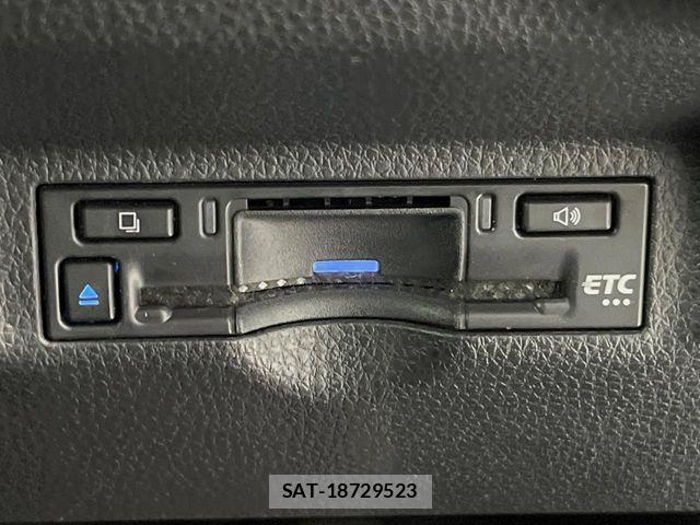 Toyota SIENTA 2023-11 8882162-7