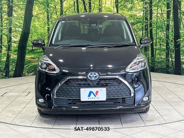 Toyota SIENTA 2022-03 8882168-12