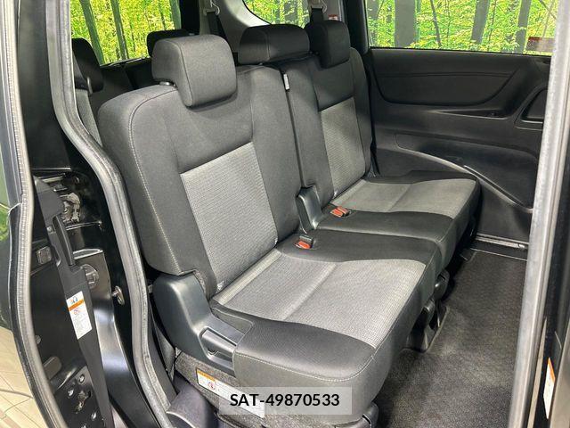 Toyota SIENTA 2022-03 8882168-8