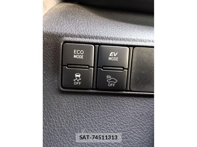Toyota SIENTA 2015-08 8882184-15