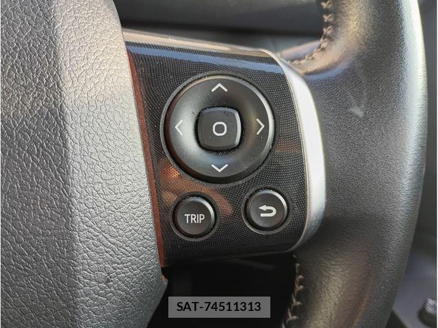 Toyota SIENTA 2015-08 8882184-16