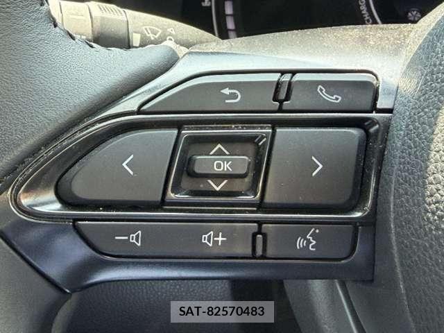 Toyota SIENTA 2023-12 8882156-15