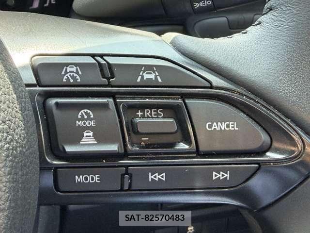 Toyota SIENTA 2023-12 8882156-16