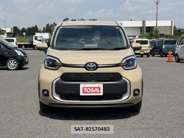 Toyota SIENTA 2023-12 8882156-29