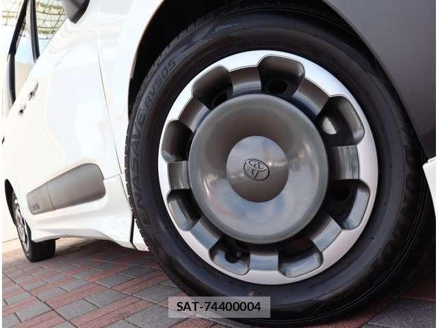 Toyota SIENTA 2023-05 8882157-16
