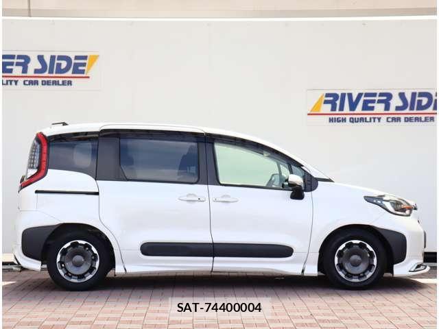 Toyota SIENTA 2023-05 8882157-3