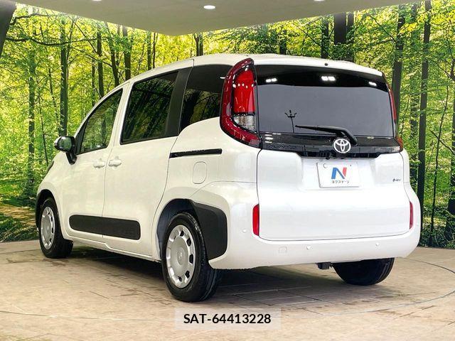 Toyota SIENTA 2026-06 8882154-16