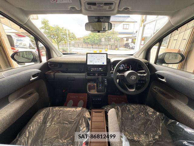 Toyota SIENTA 2023-08 8882173-9