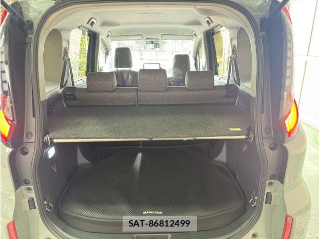 Toyota SIENTA 2023-08 8882173-19