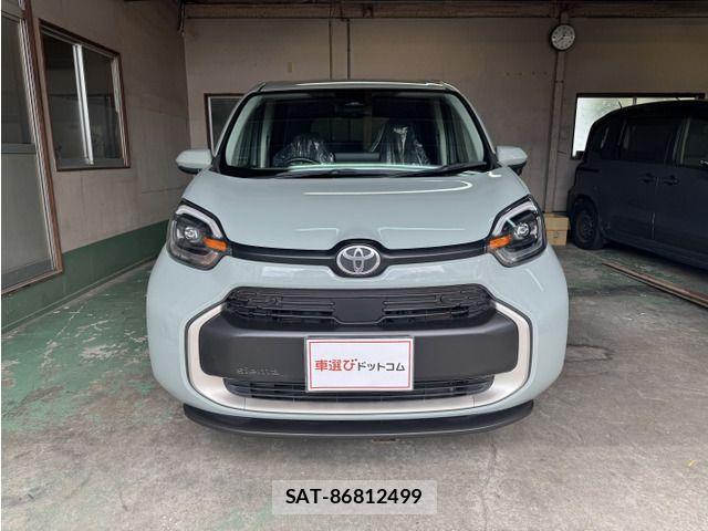 Toyota SIENTA 2023-08 8882173-3