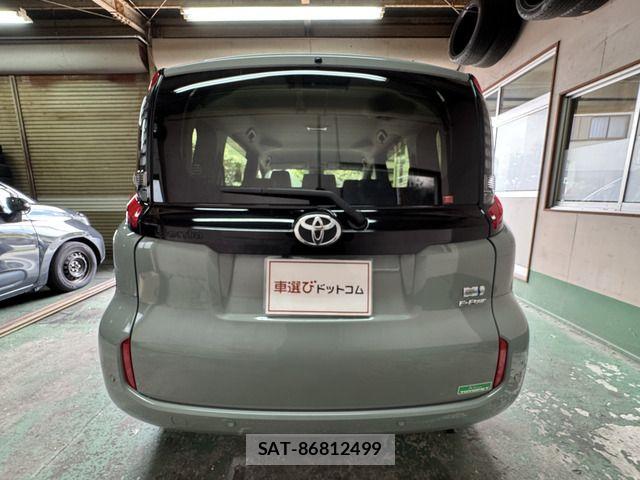 Toyota SIENTA 2023-08 8882173-7