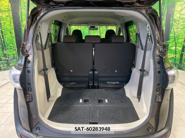 Toyota SIENTA 2016-10 8882186-9
