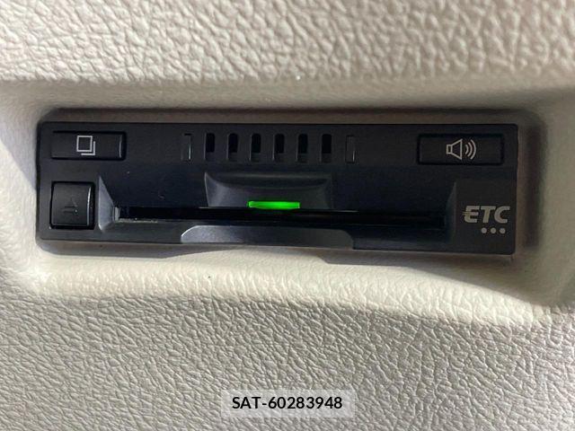 Toyota SIENTA 2016-10 8882186-4
