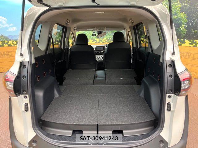 Toyota SIENTA 2021-12 8882169-9