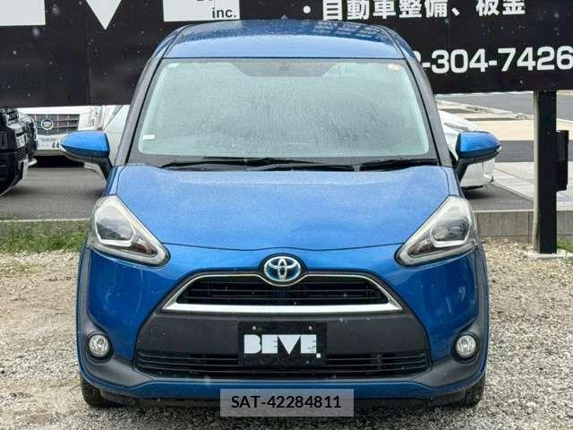 Toyota SIENTA 2016-05 8882180-18