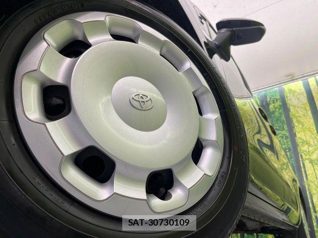 Toyota SIENTA 2023-08 8882167-11