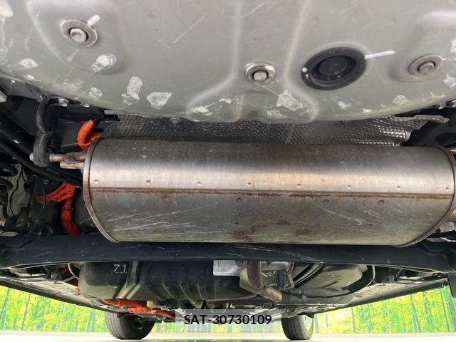 Toyota SIENTA 2023-08 8882167-18