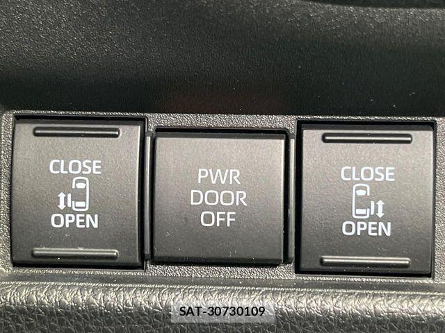 Toyota SIENTA 2023-08 8882167-2