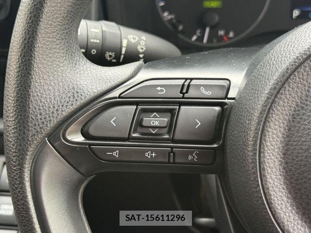 Toyota SIENTA 2023-07 8882172-21