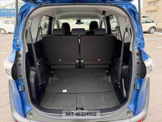 Toyota SIENTA 2016-03 8882183-21