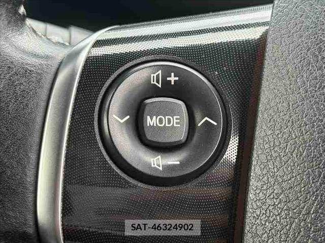 Toyota SIENTA 2016-03 8882183-25