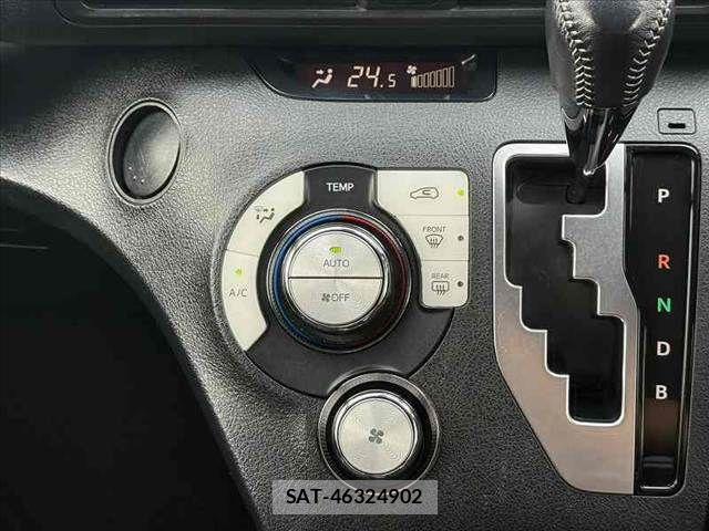 Toyota SIENTA 2016-03 8882183-29