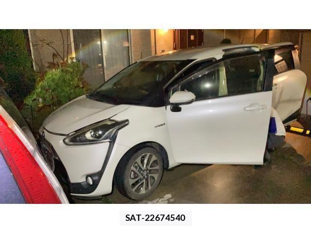 Toyota SIENTA 2016-05 8882181-1