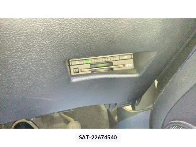 Toyota SIENTA 2016-05 8882181-24