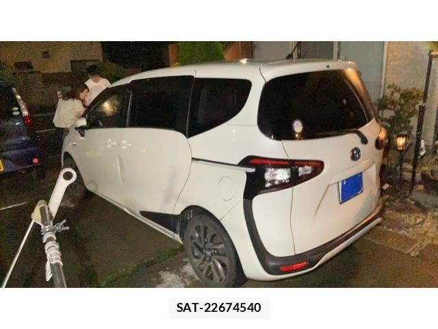 Toyota SIENTA 2016-05 8882181-3