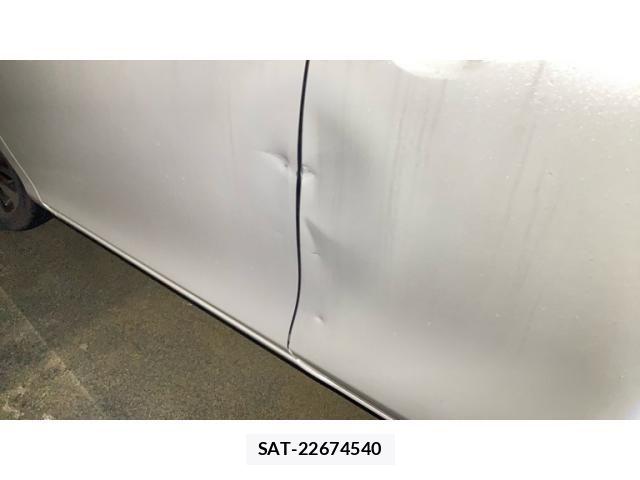 Toyota SIENTA 2016-05 8882181-6