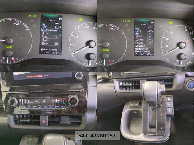 Toyota SIENTA 2023-11 8882171-11
