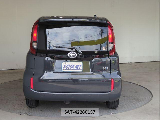 Toyota SIENTA 2023-11 8882171-18