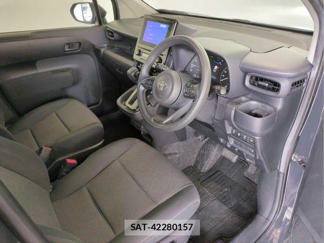 Toyota SIENTA 2023-11 8882171-25