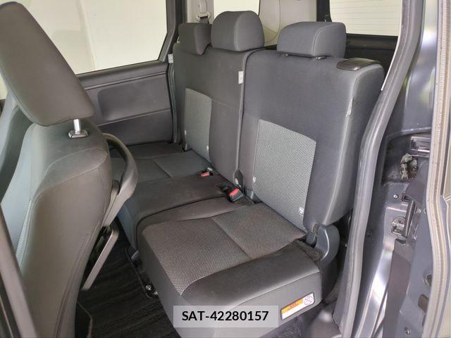 Toyota SIENTA 2023-11 8882171-4