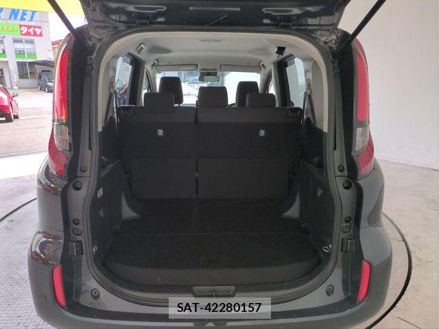 Toyota SIENTA 2023-11 8882171-6